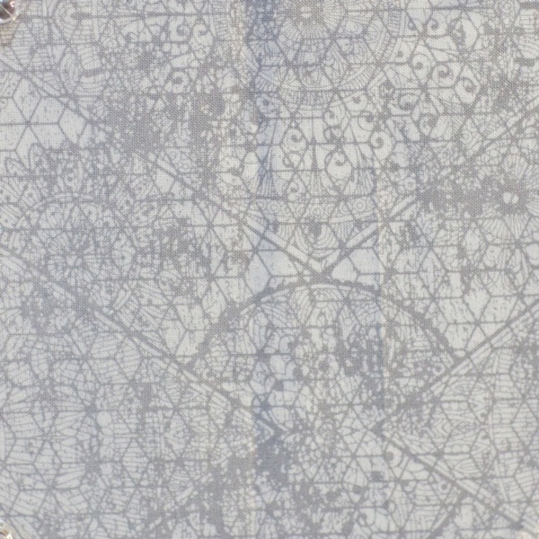 600x600 pixels (171K)